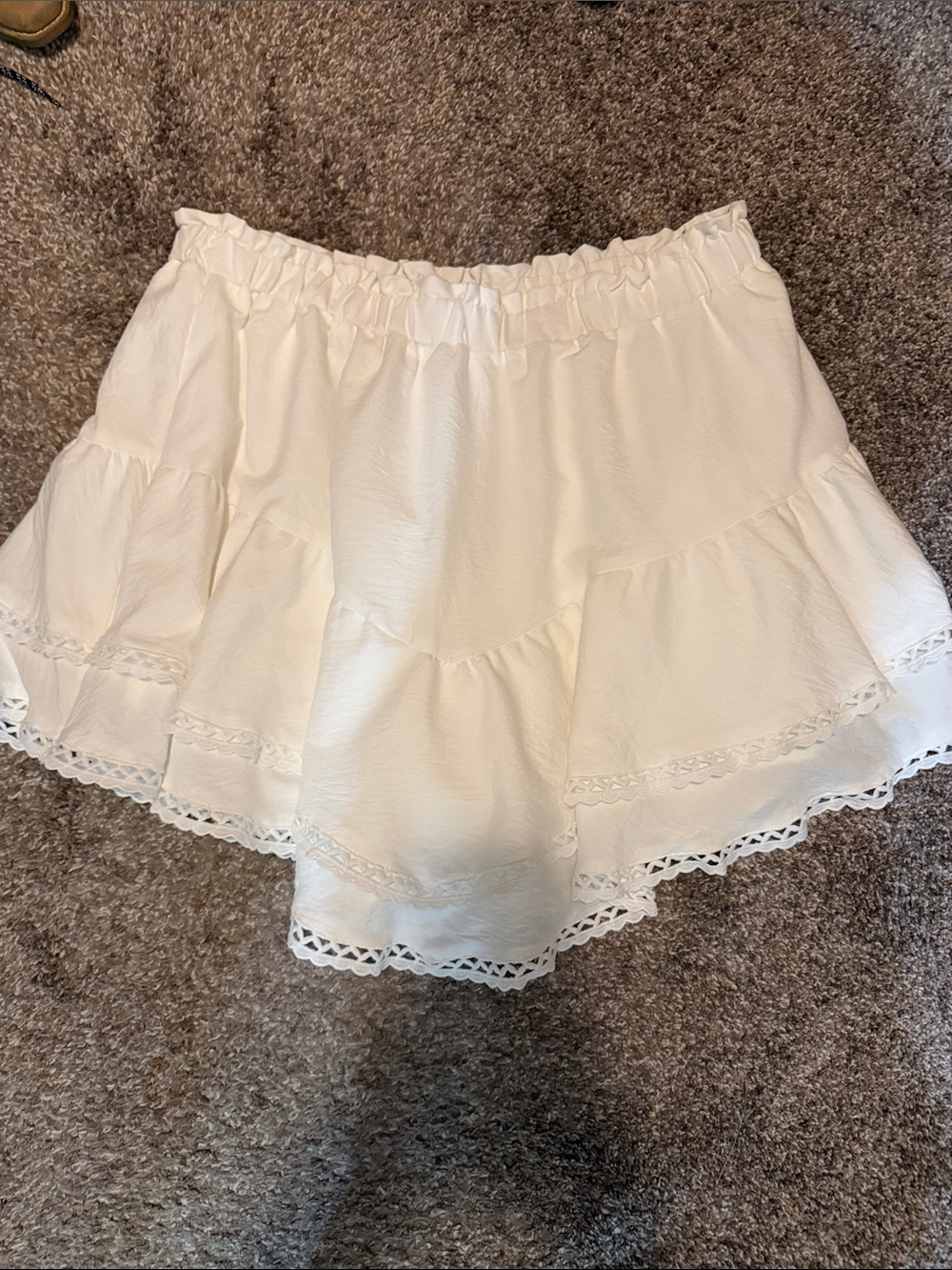 White Tiered Lace Trim Mini Skort